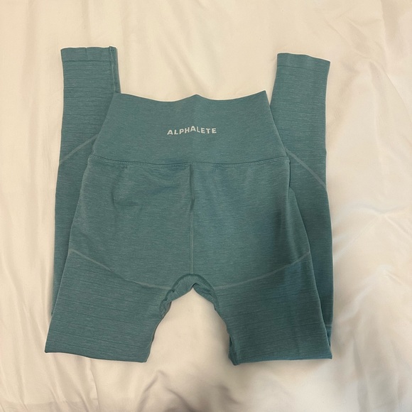 Alphalete revival leggings - Picture 1 of 2